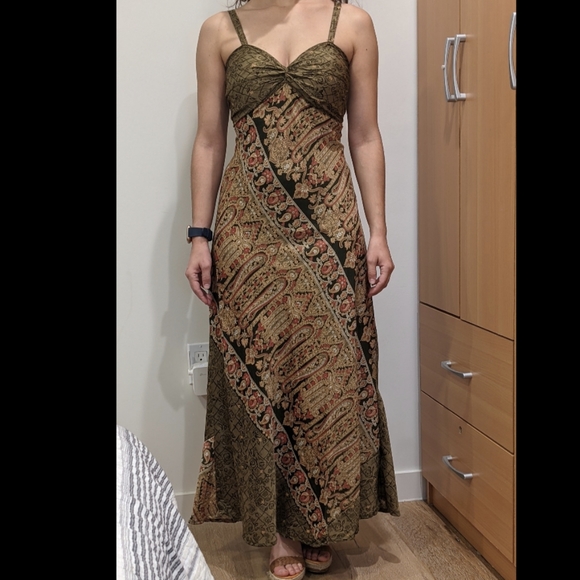 Silk dress made in India - Picture 1 of 5